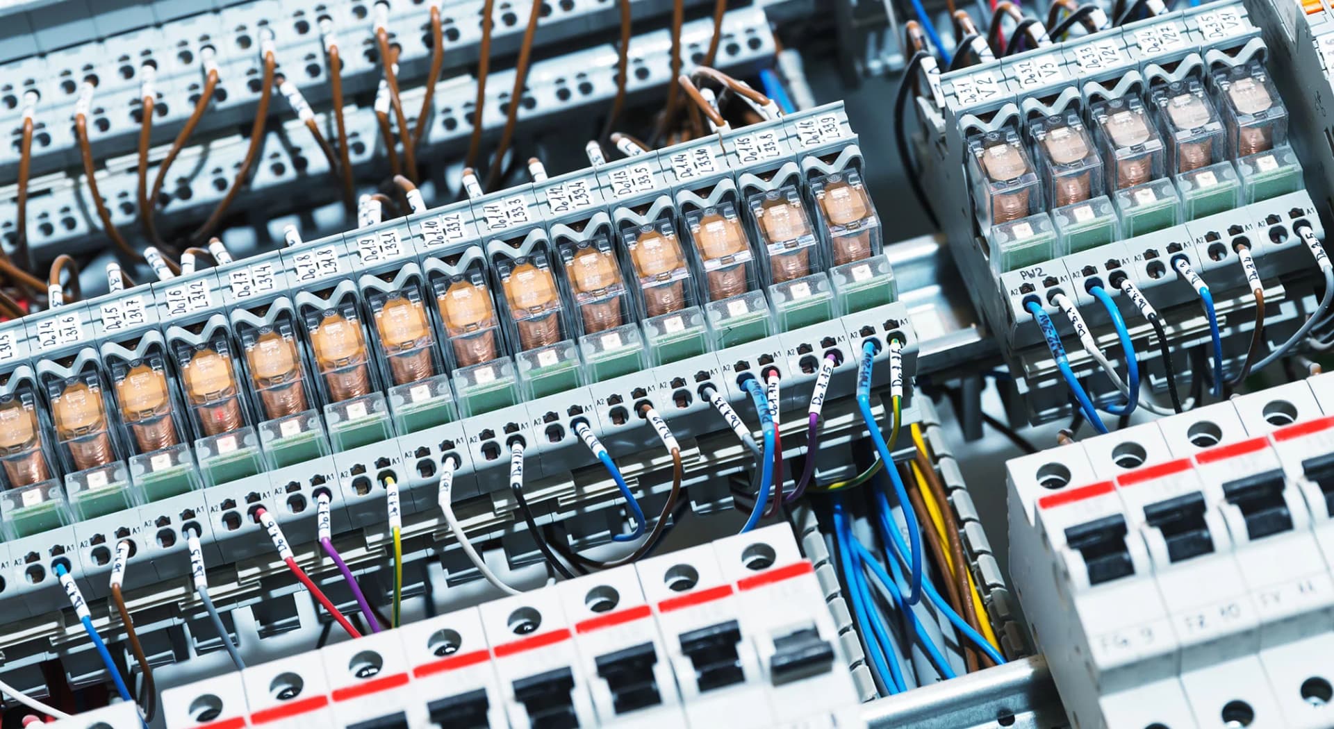 Entdecken Sie die neusten Trends rund um die Elektroinstallation bei elektrostube24!