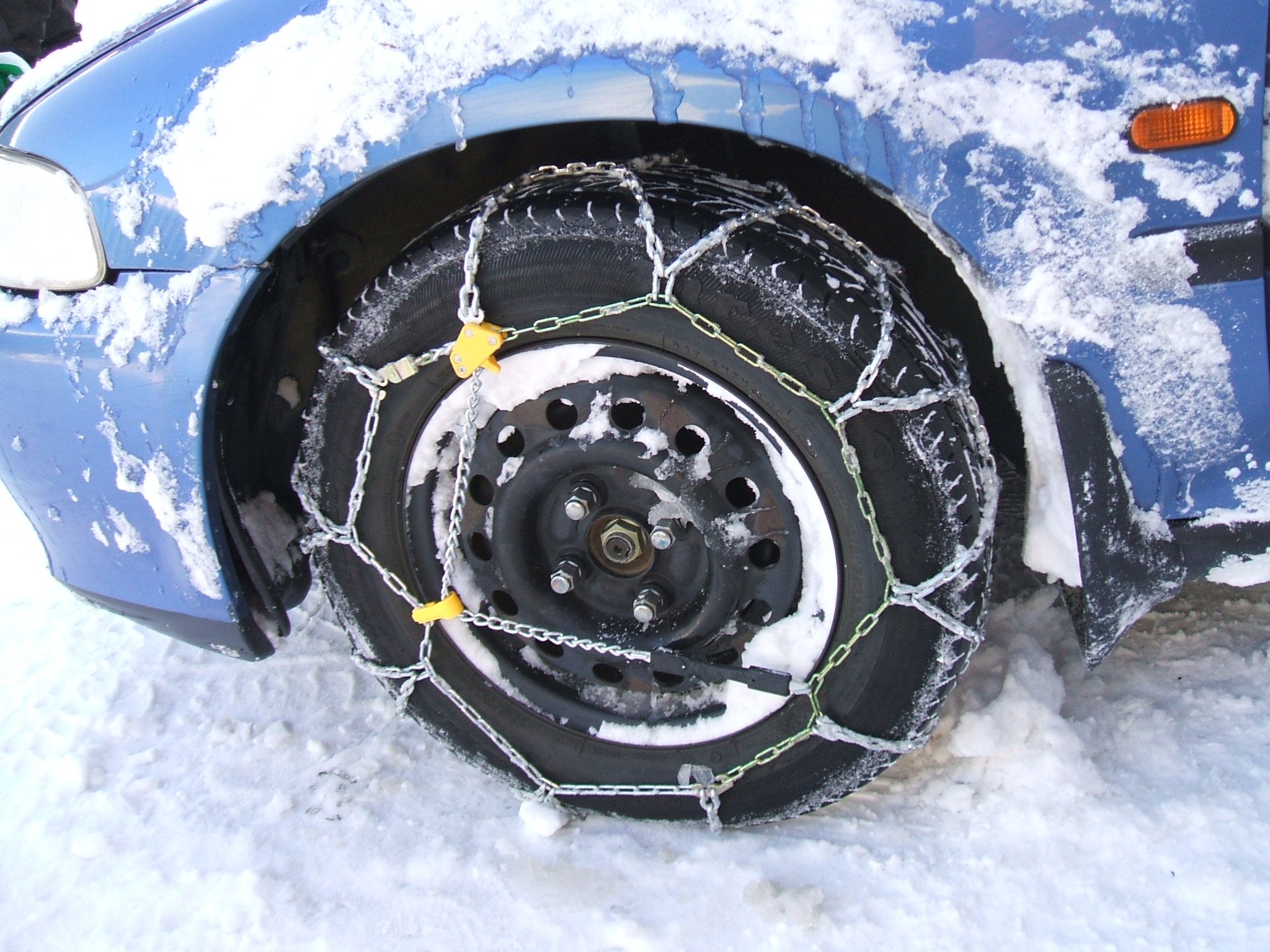 Schneeketten – Ihr Experte für PKW, SUV, 4x4 und Wohnmobile seit 2014