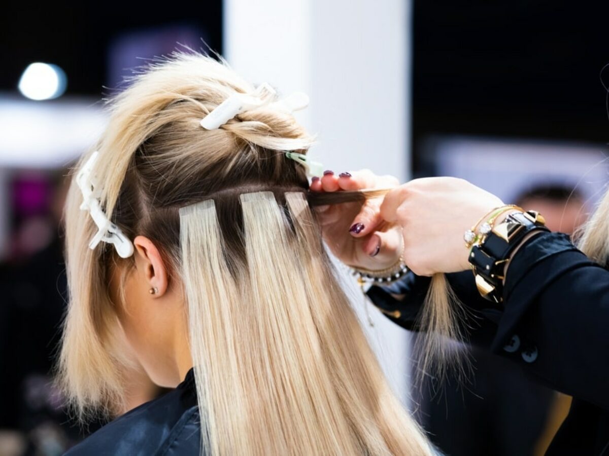 Tape Extensions: Natürliches Volumen und Länge mit einem Klick