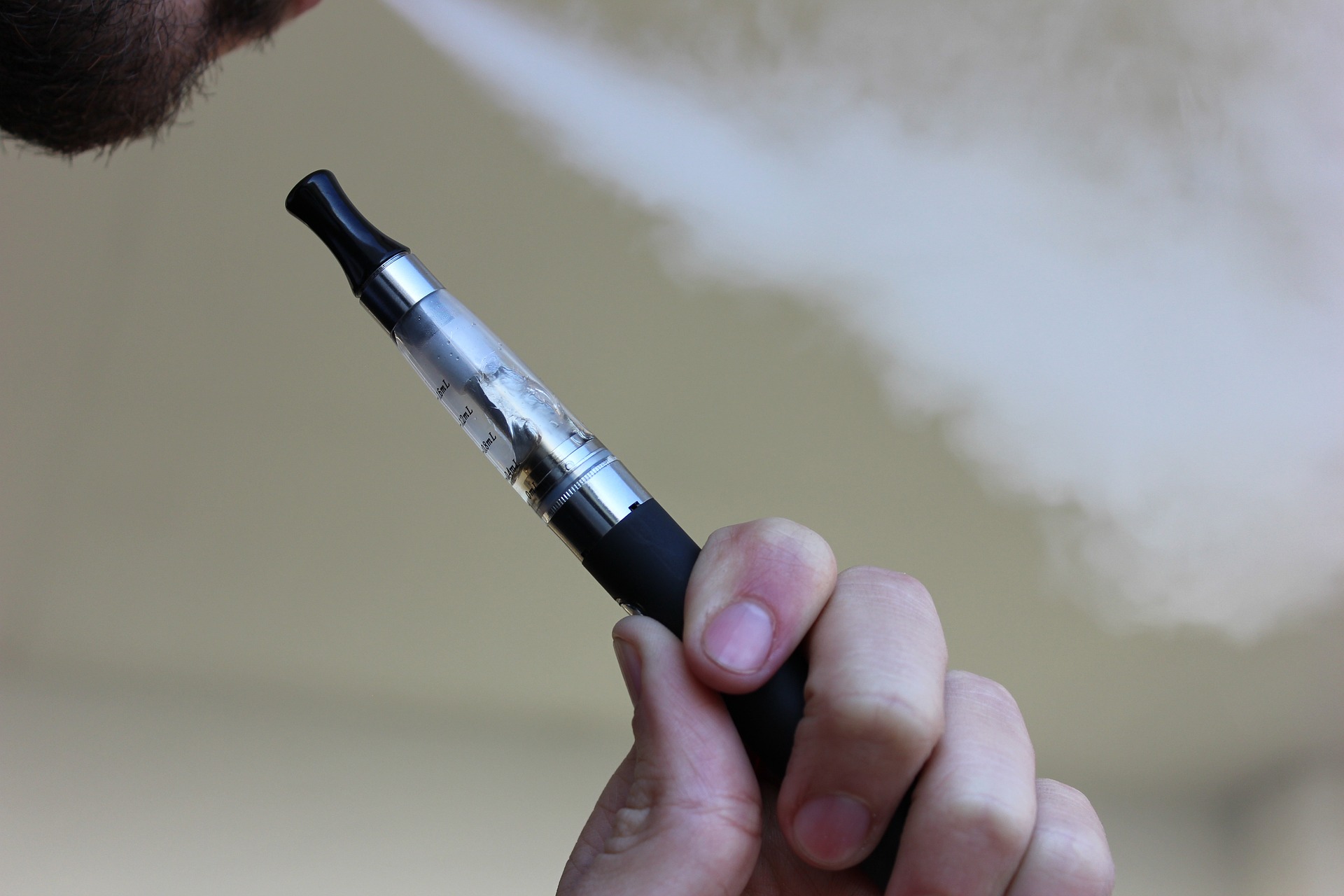 Hol dir die Al Fakher 30K Hypermax – dein zuverlässiger Begleiter für langen Dampfgenuss