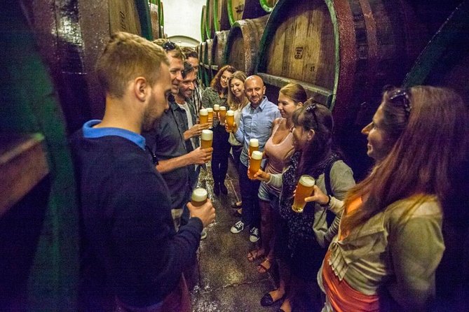 Stimmung, Musik und Bier: Pilsen Tschechien Party erleben